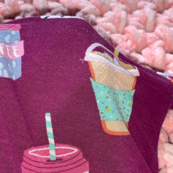 well-loved Little Sleepies pair !! CUUTE 12-18m - Picture 9 of 10